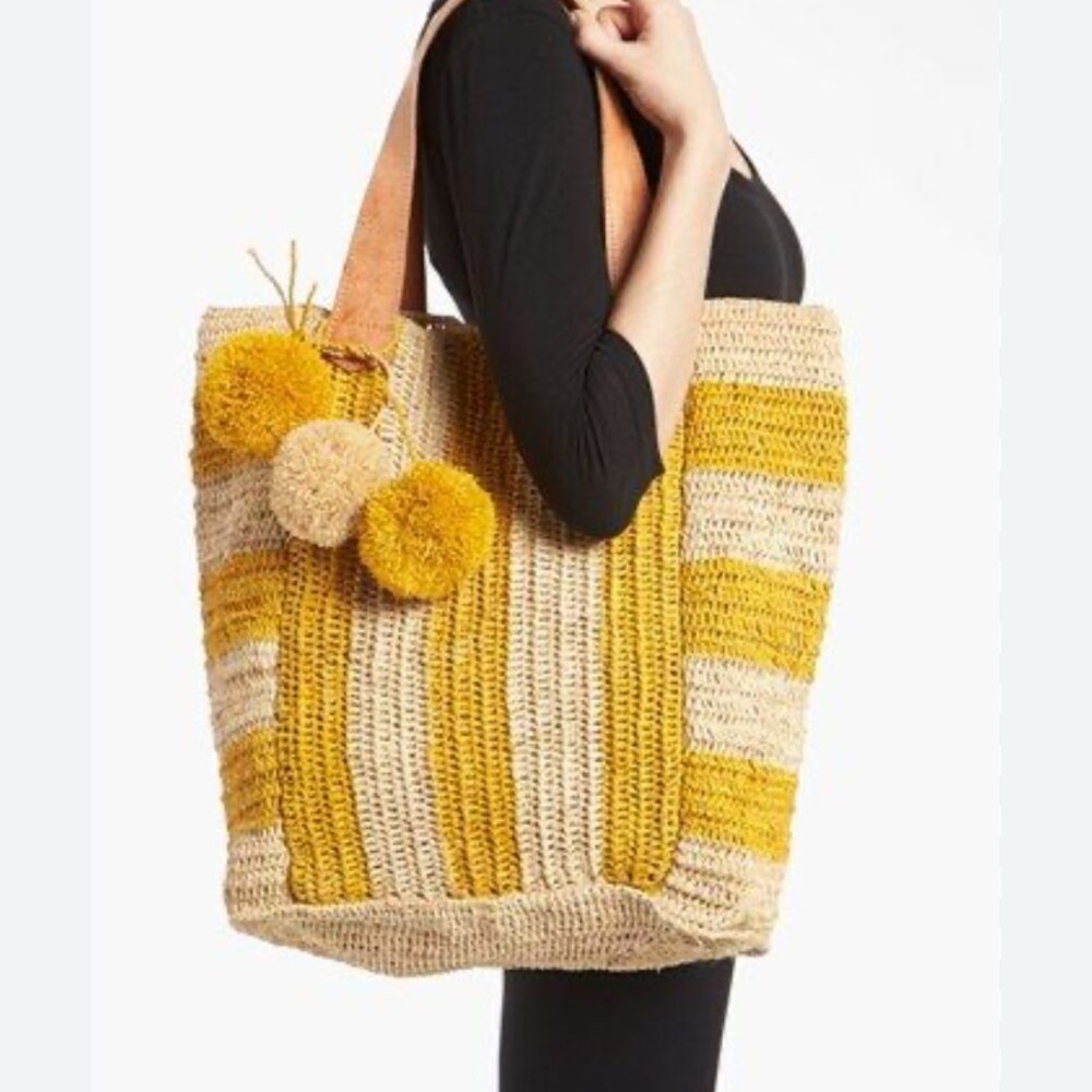 Mar y Sol "Havana" Stripe Tote Natural Crocheted Raffia Pool Beach Beautiful